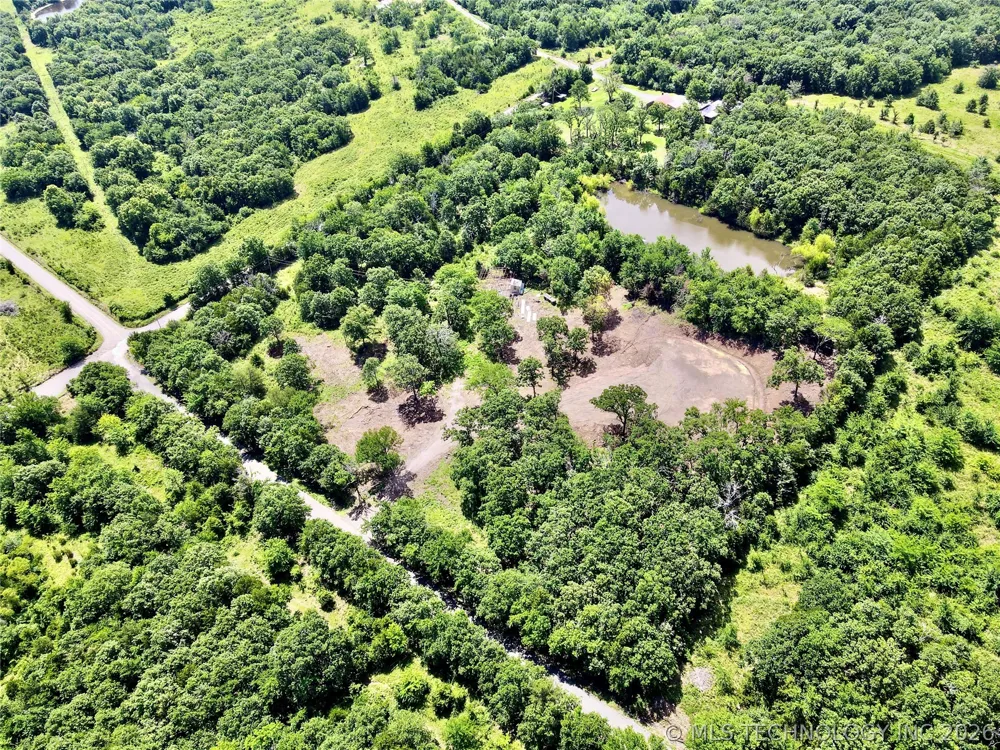 3927 SE Hulsey Prairie Wilburton, OK 74578