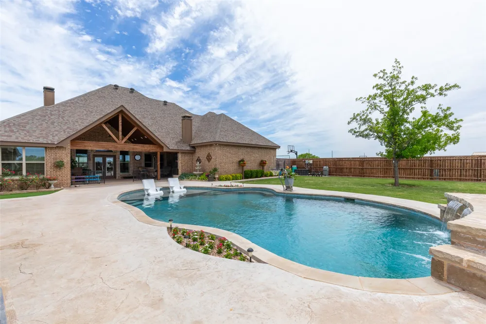 5500 County Road 428 Hawley, TX 79525