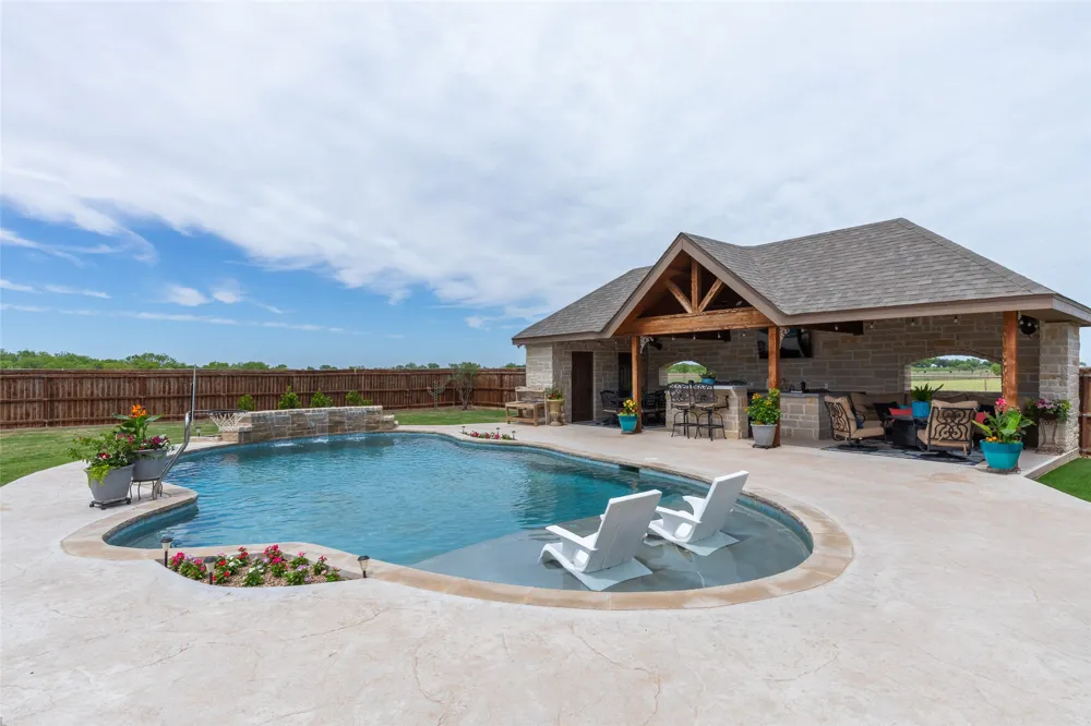 5500 County Road 428 Hawley, TX 79525