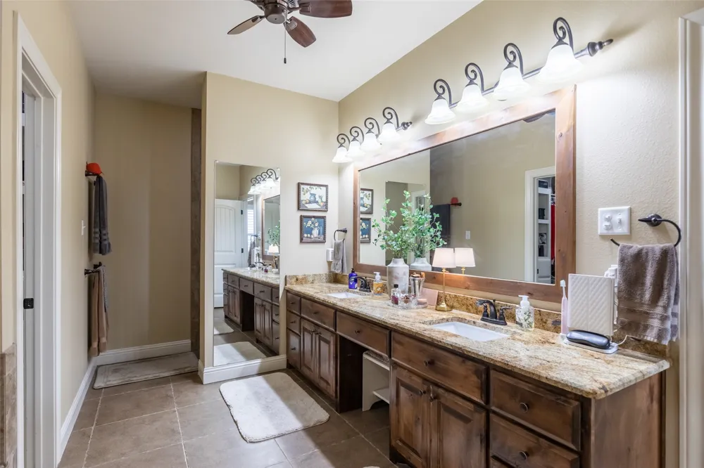 5500 County Road 428 Hawley, TX 79525