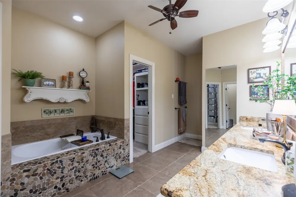 5500 County Road 428 Hawley, TX 79525