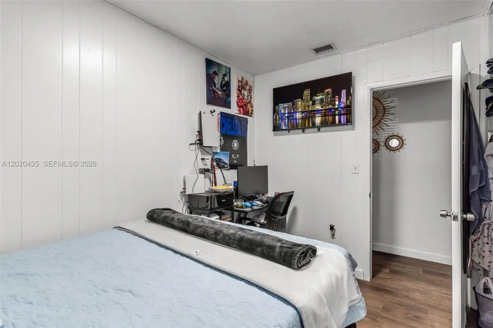 13075 NW 16th Ave North Miami, FL 33167
