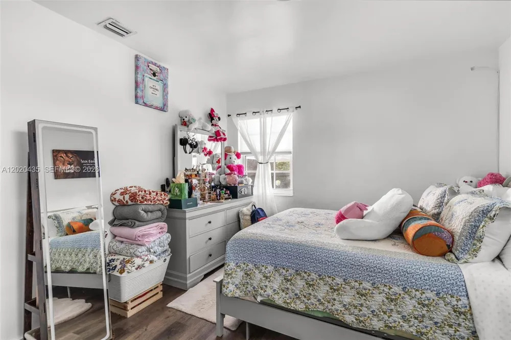 13075 NW 16th Ave North Miami, FL 33167