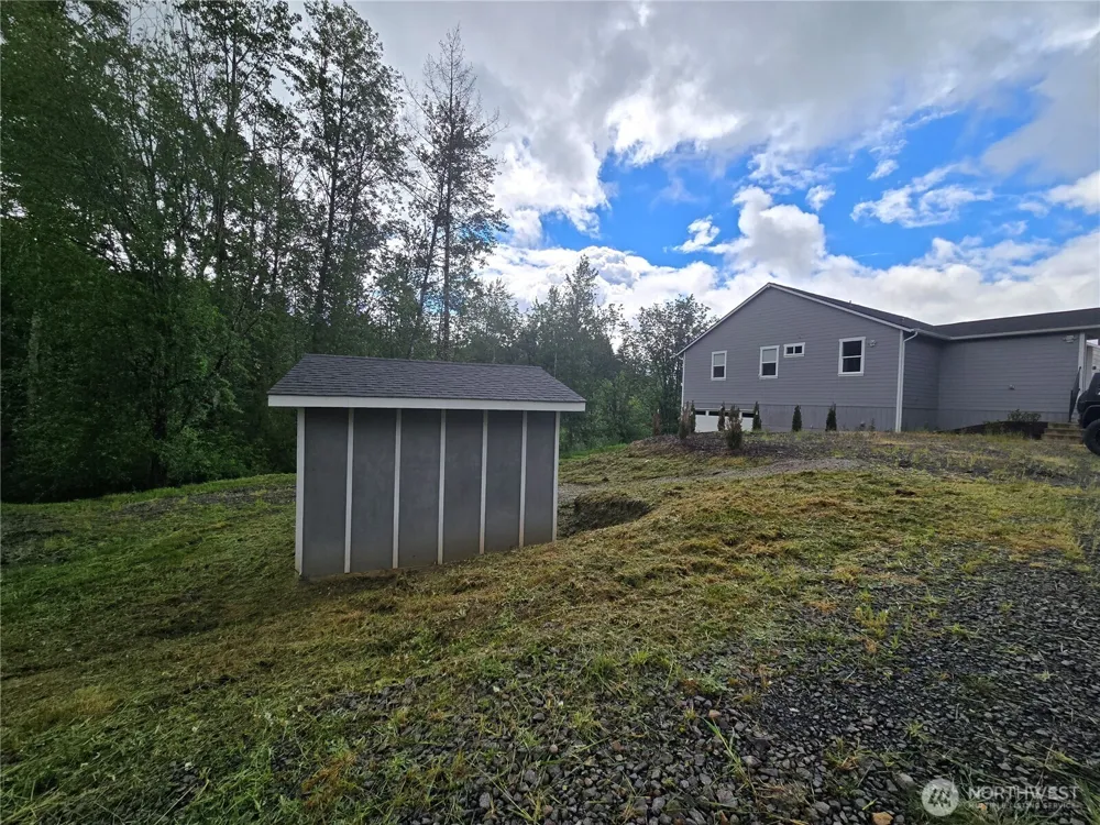 410 Studebaker Spur 1 Castle Rock, WA 98611