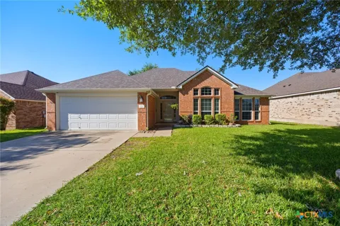 910 Neuberry Cliffe