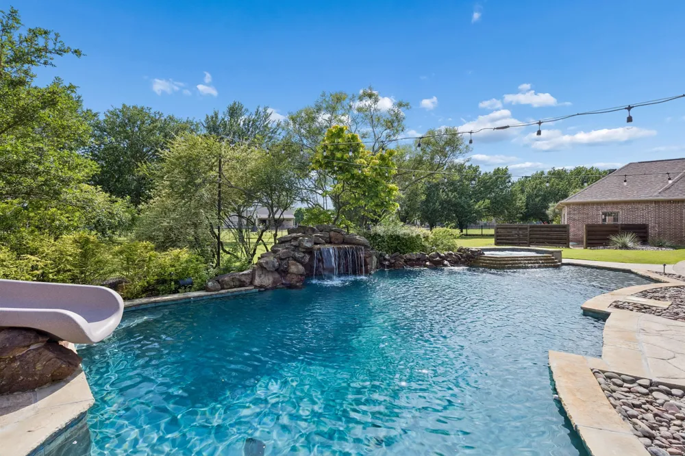 1850 Sawmill Drive Lucas, TX 75002
