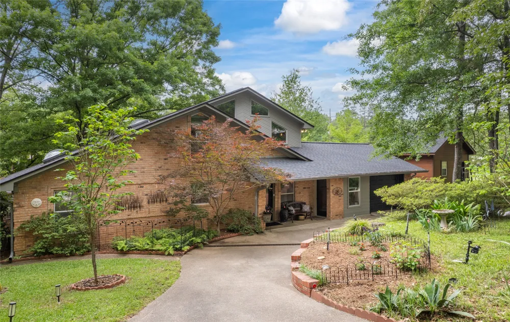 100 King Lance Court Scroggins, TX 75480