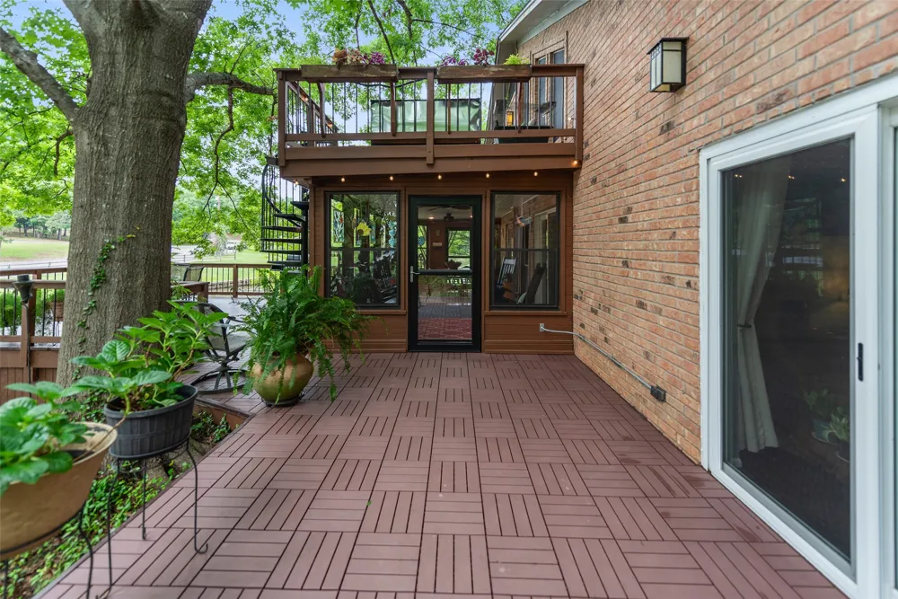 100 King Lance Court Scroggins, TX 75480