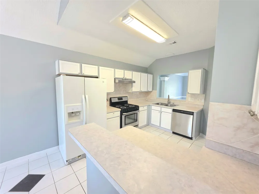 13618 Sablegrove Lane Houston, TX 77014