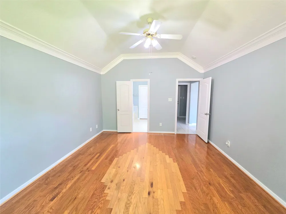 13618 Sablegrove Lane Houston, TX 77014