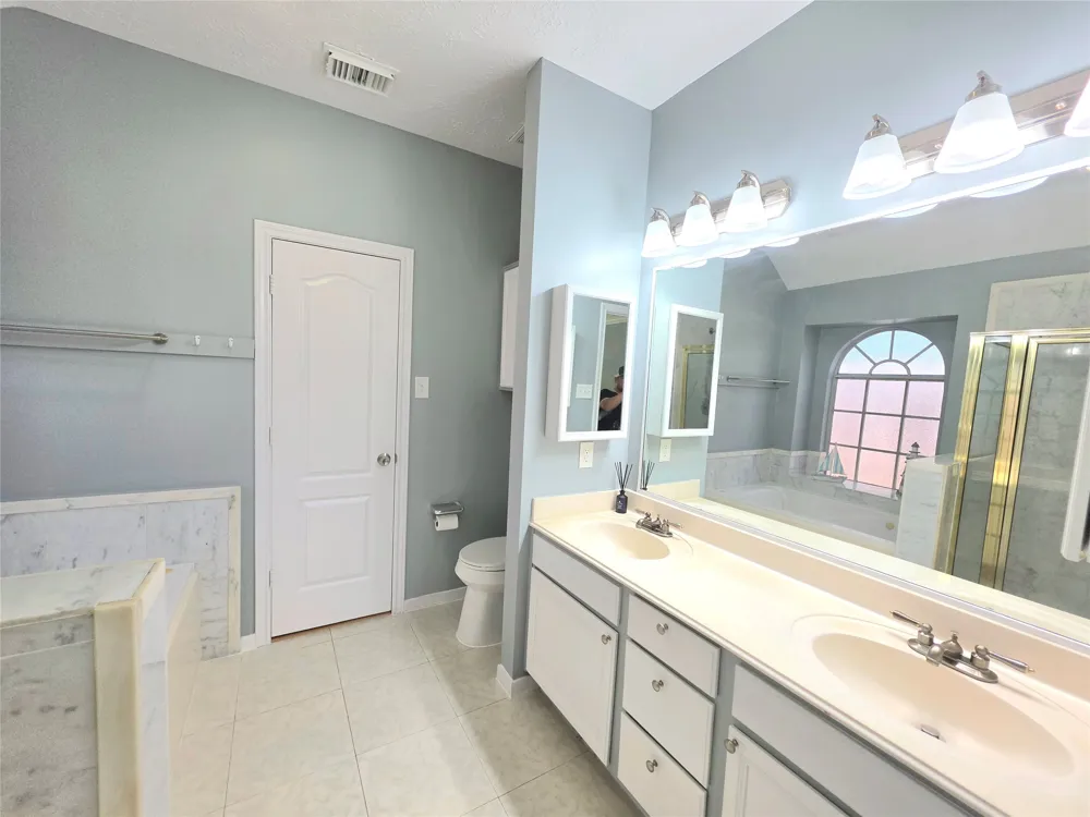 13618 Sablegrove Lane Houston, TX 77014