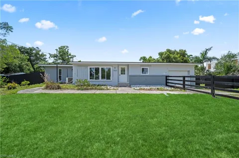 1507 Lavilla Road