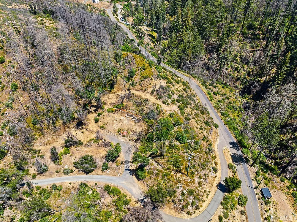 7905 St Helena Road Santa Rosa, CA 95404
