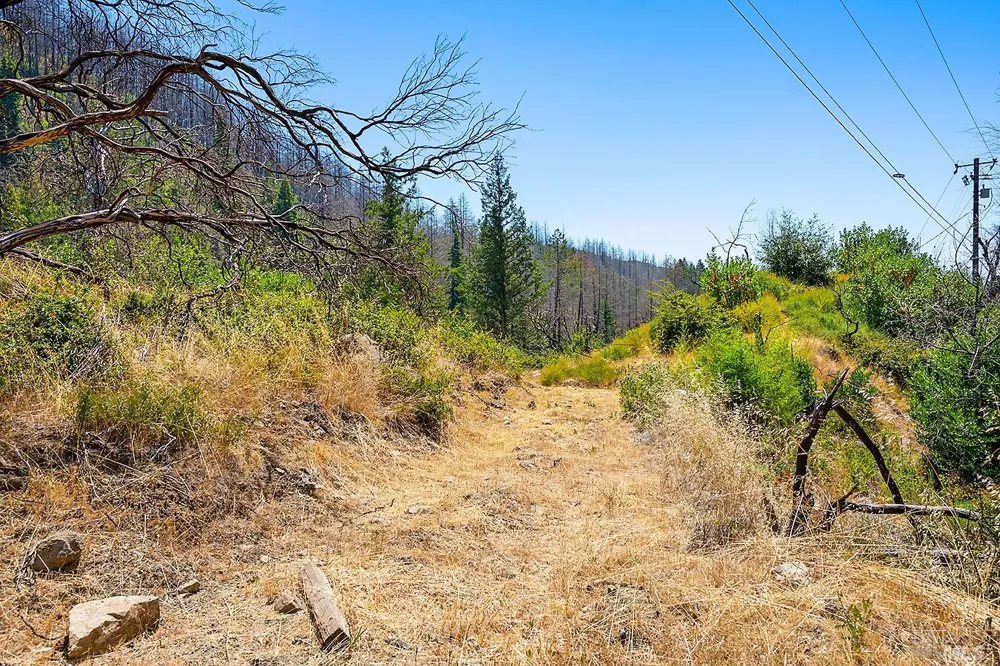 7905 St Helena Road Santa Rosa, CA 95404