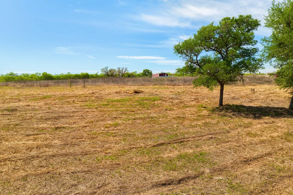 415 Beckham Drive Dale, TX 78616