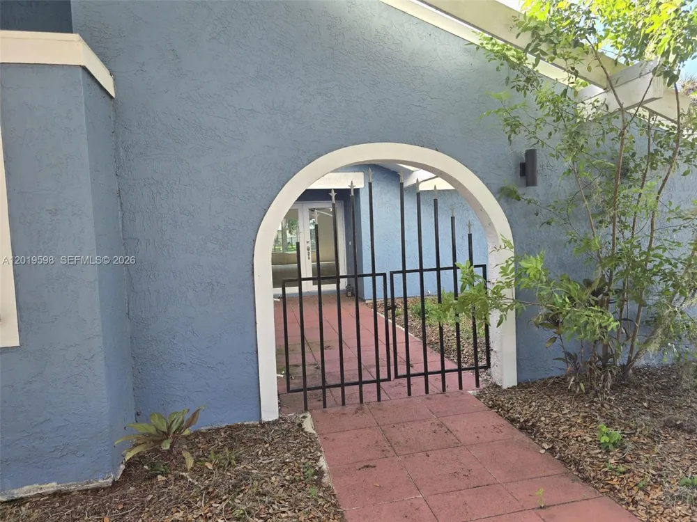 Address Not Shown La Belle, FL 33935