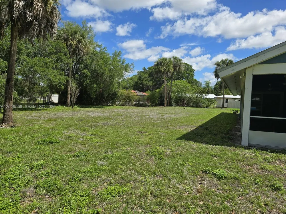 Address Not Shown La Belle, FL 33935
