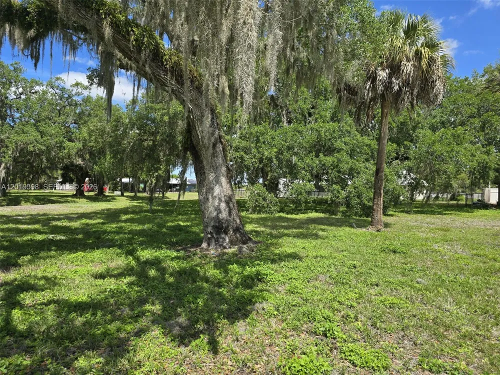 Address Not Shown La Belle, FL 33935