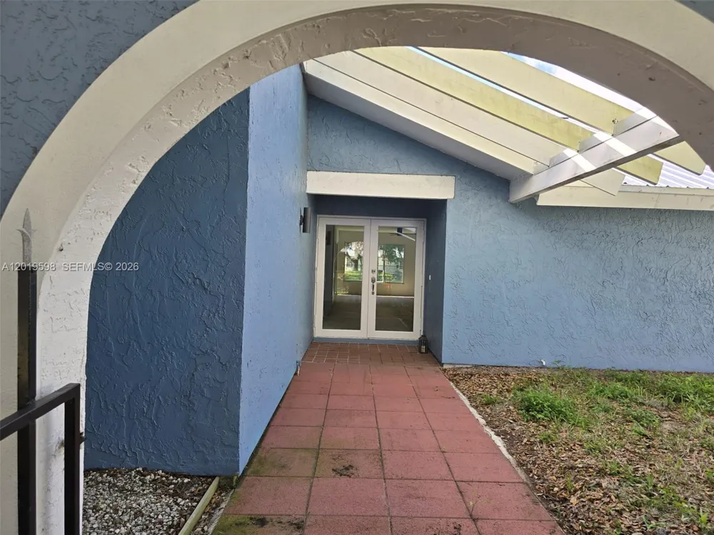Address Not Shown La Belle, FL 33935