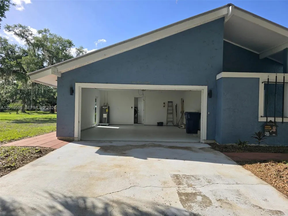 Address Not Shown La Belle, FL 33935