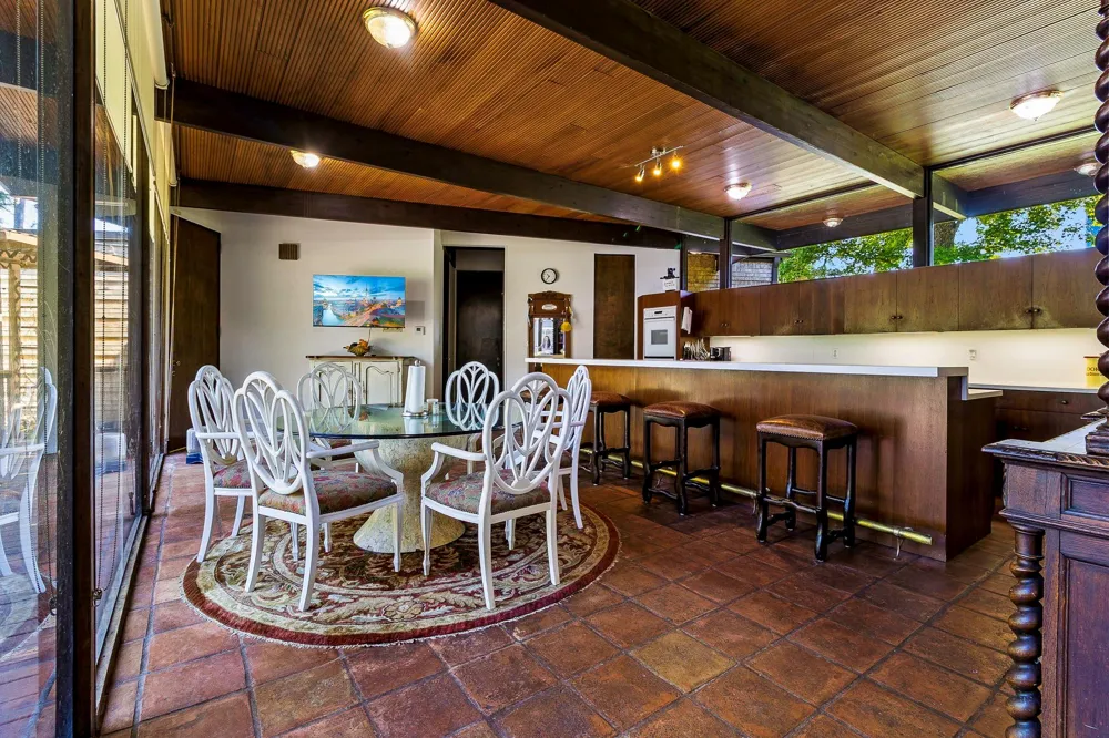 146 Billandrea Lane Panorama Village, TX 77304
