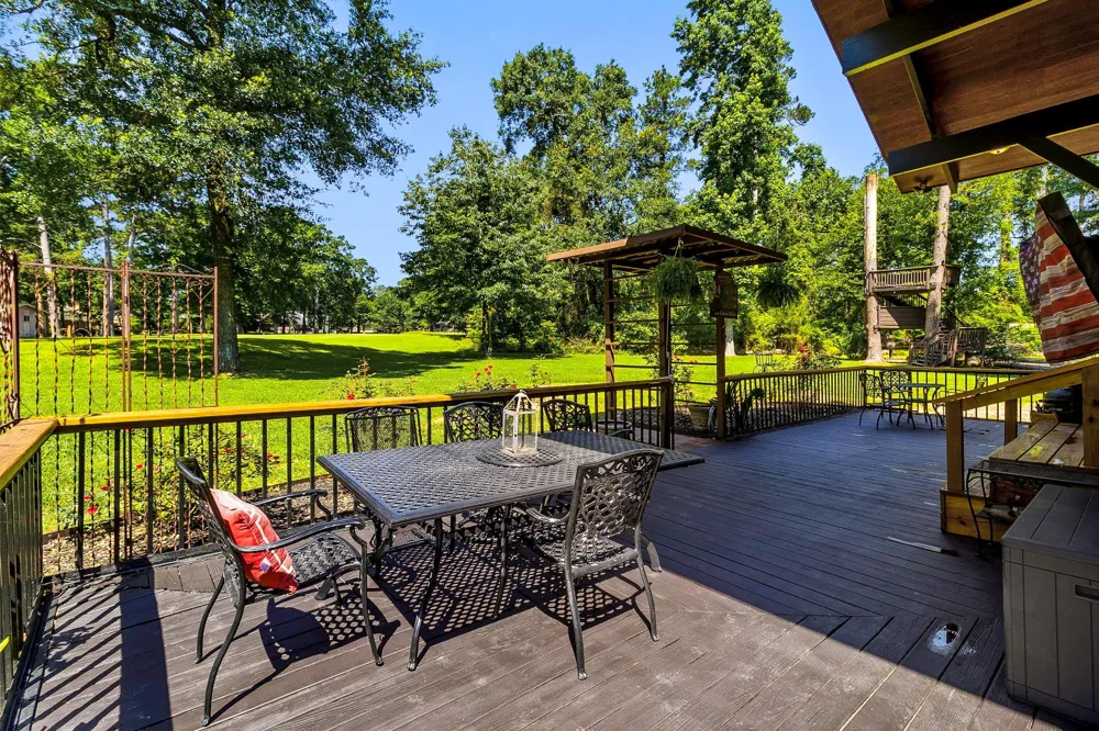 146 Billandrea Lane Panorama Village, TX 77304