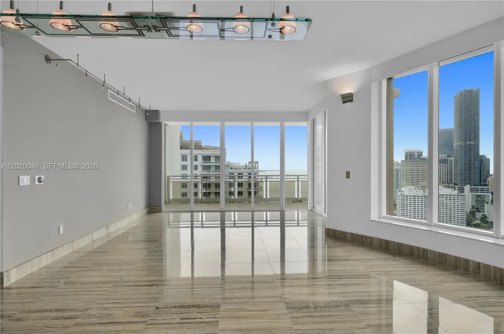 901 Brickell Key Blvd #3204 Miami, FL 33131