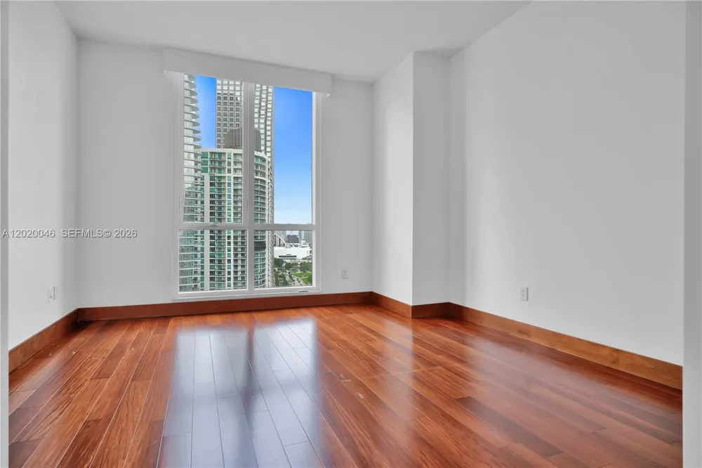 901 Brickell Key Blvd #3204 Miami, FL 33131