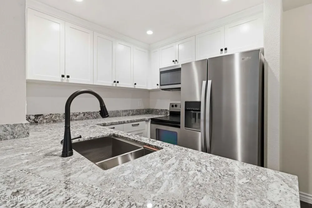 1182 Tivoli Lane #195 Simi Valley, CA 93065