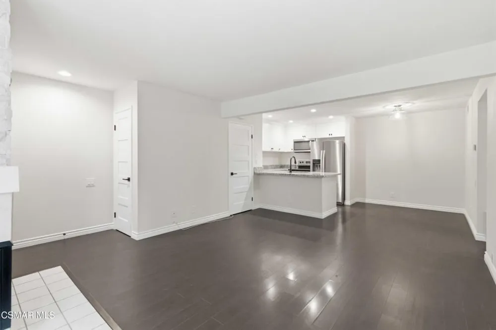 1182 Tivoli Lane #195 Simi Valley, CA 93065