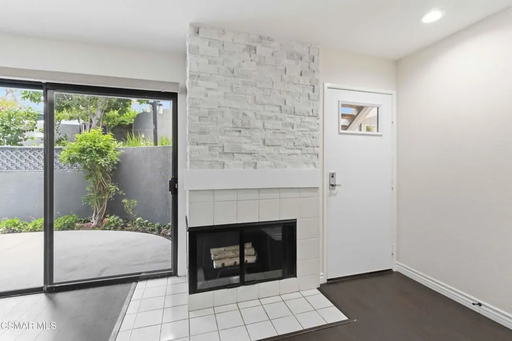 1182 Tivoli Lane #195 Simi Valley, CA 93065