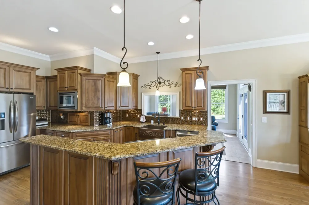 1024 Cumberland Dr Chapmansboro, TN 37035
