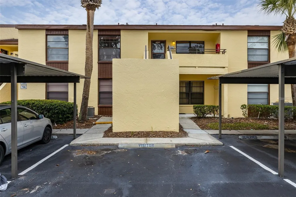 13608 S VILLAGE DRIVE #7204 Tampa, FL 33618