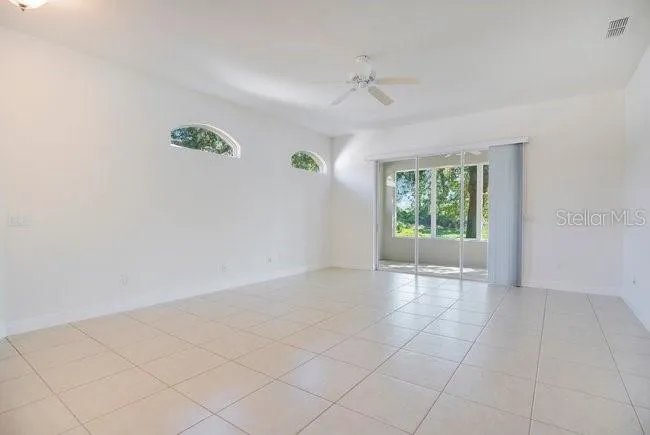 208 LAMONTE POINT CT Debary, FL 32713