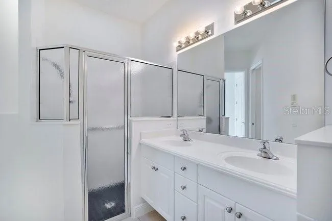 208 LAMONTE POINT CT Debary, FL 32713