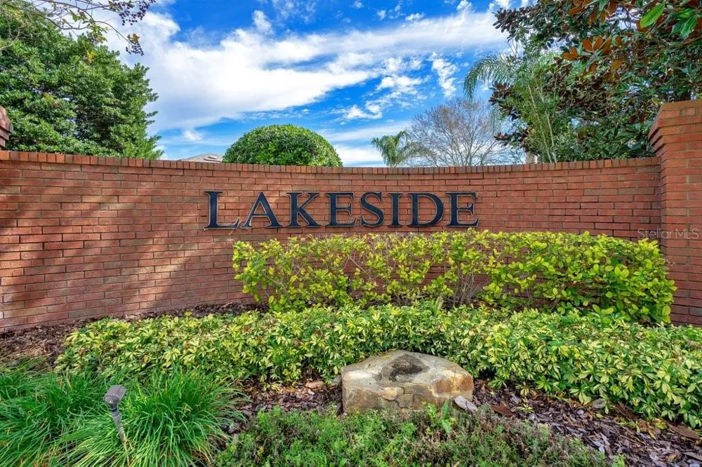 208 LAMONTE POINT CT Debary, FL 32713