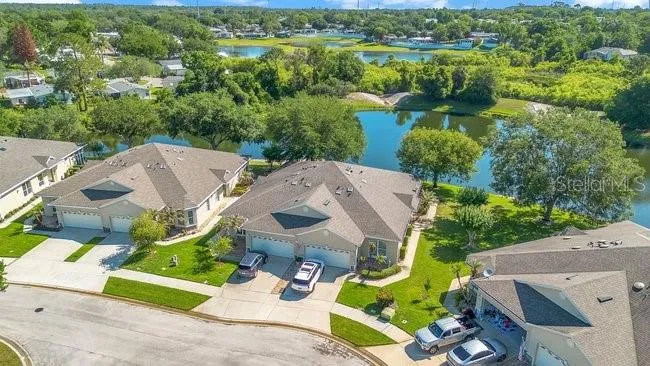 208 LAMONTE POINT CT Debary, FL 32713