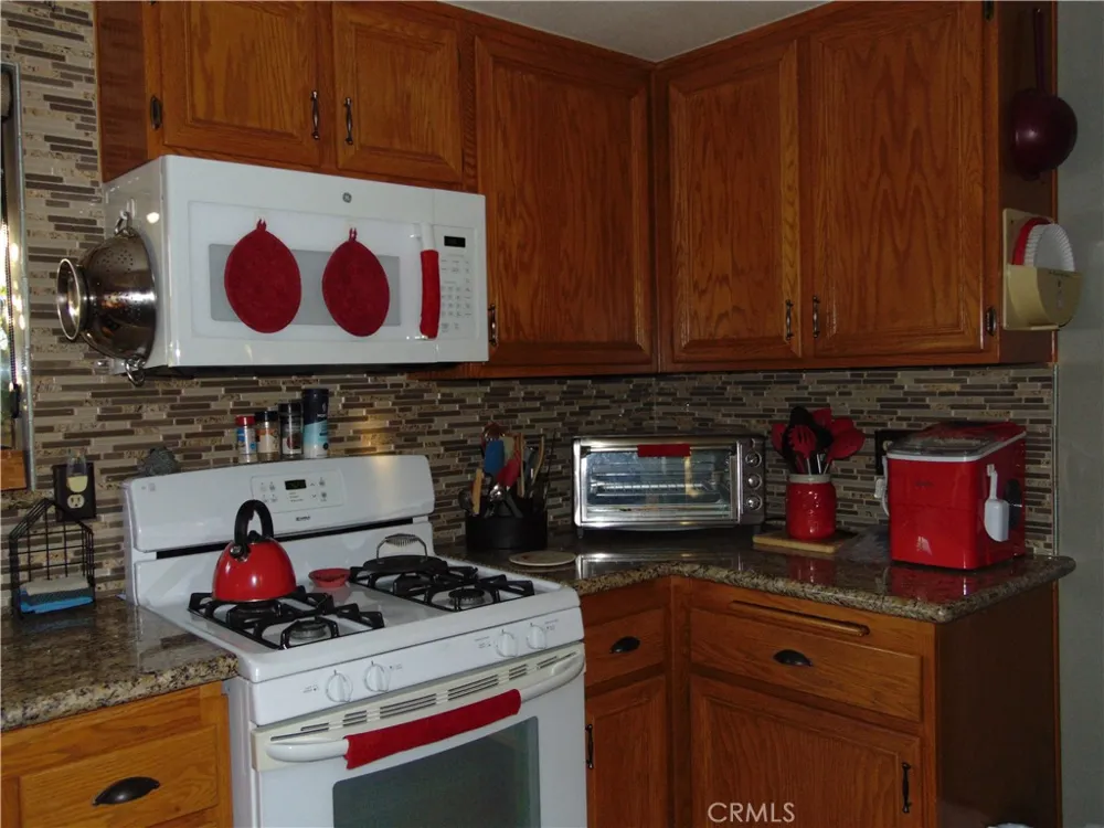 33763 Noreen Yucaipa, CA 92399