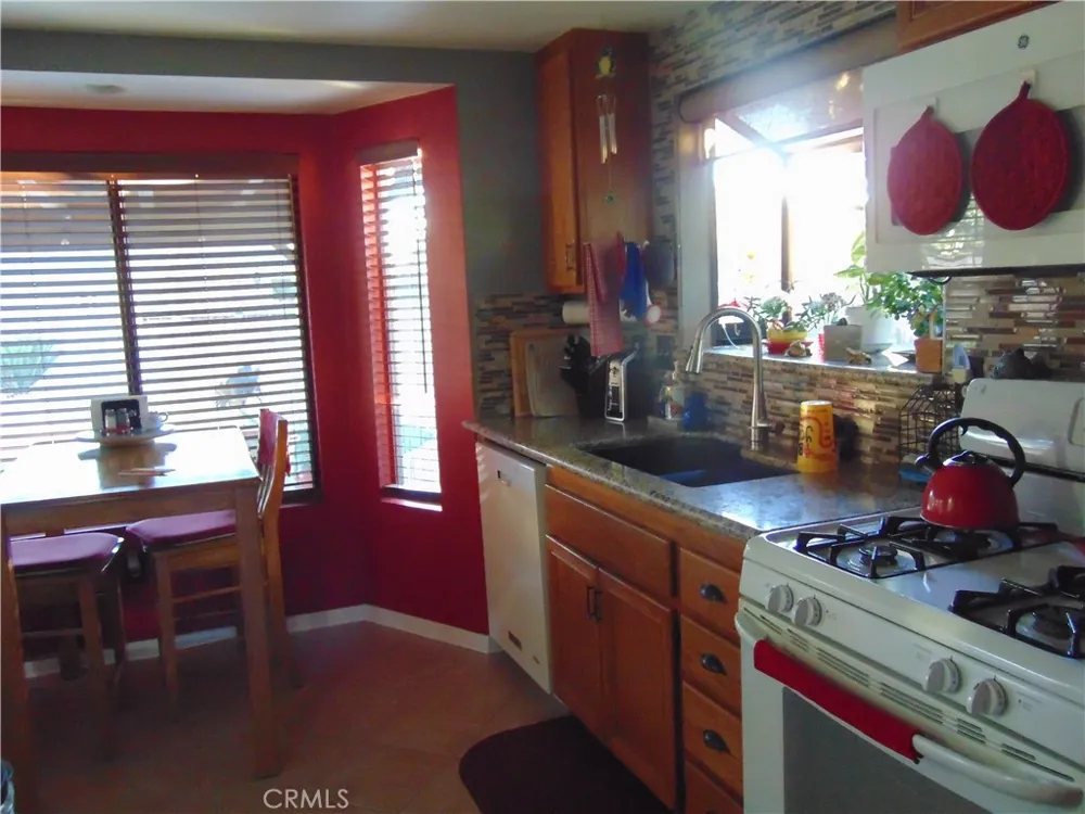 33763 Noreen Yucaipa, CA 92399