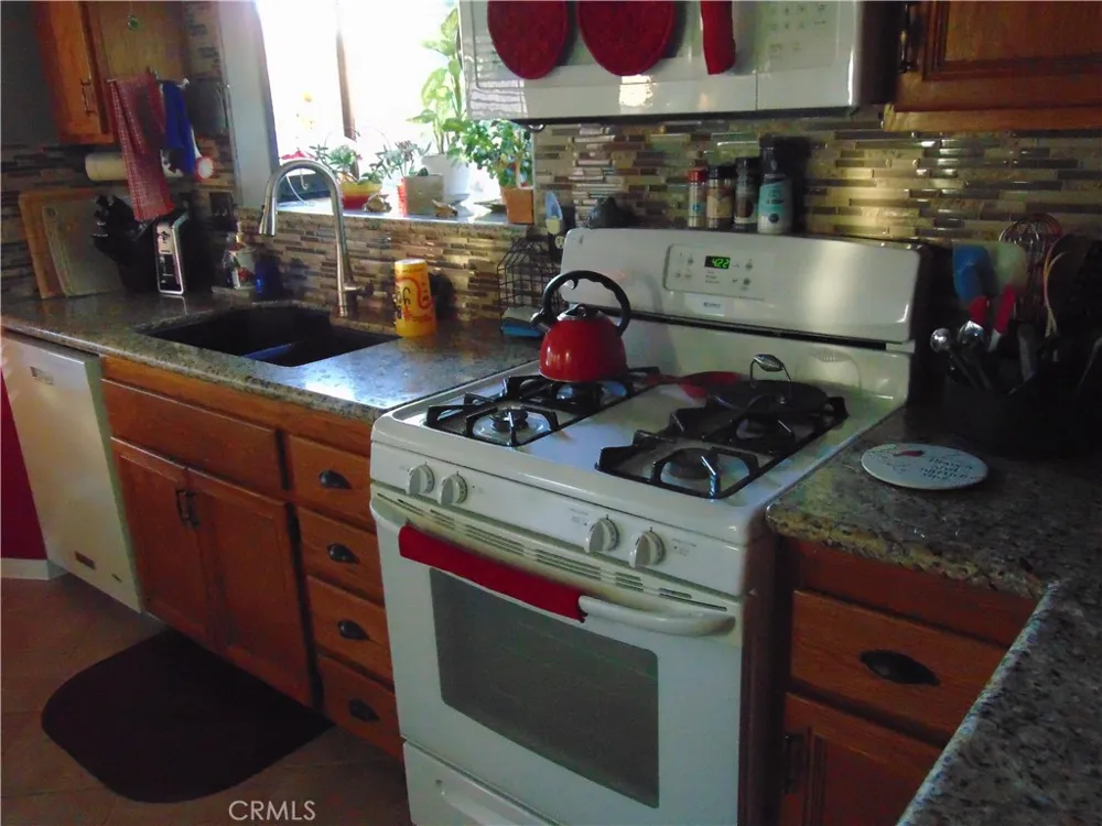 33763 Noreen Yucaipa, CA 92399