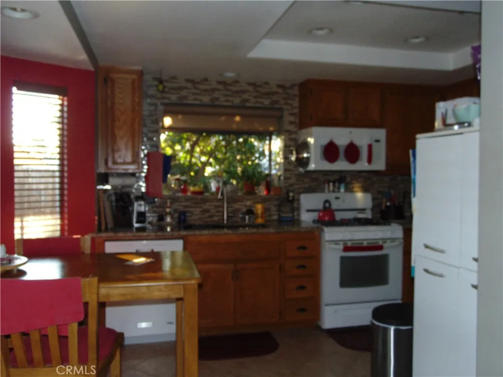 33763 Noreen Yucaipa, CA 92399