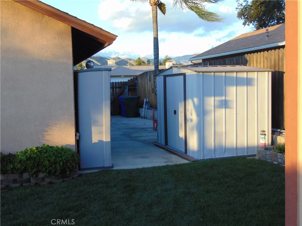 33763 Noreen Yucaipa, CA 92399