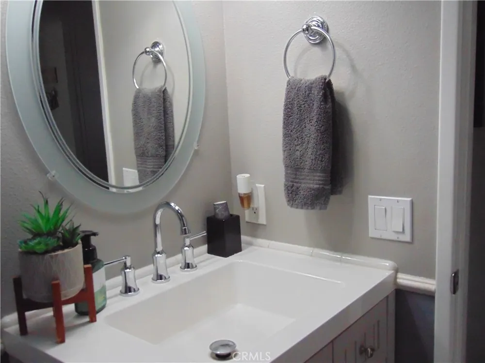 33763 Noreen Yucaipa, CA 92399