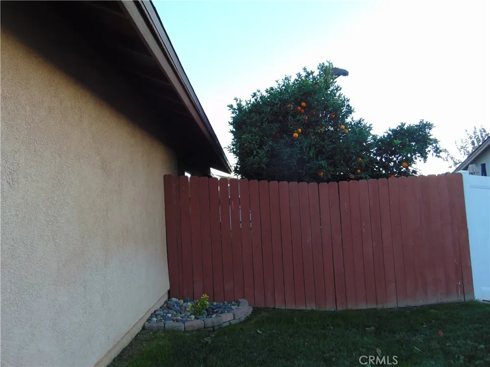 33763 Noreen Yucaipa, CA 92399