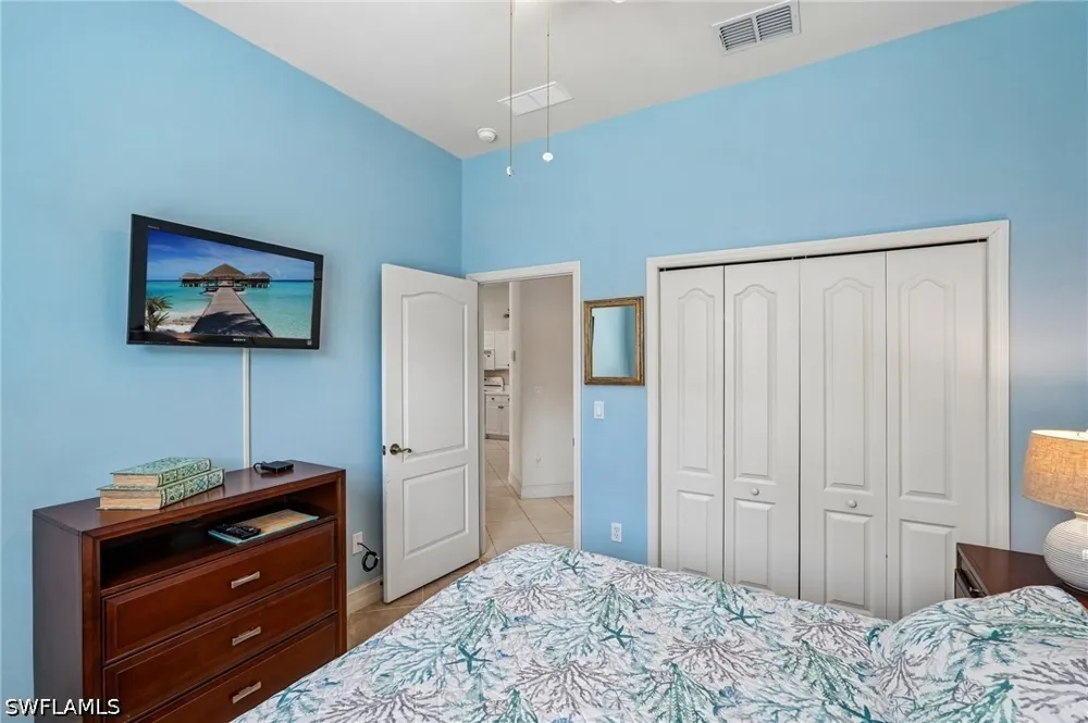 Sanctuary Circle #117-1 Naples, FL 34104