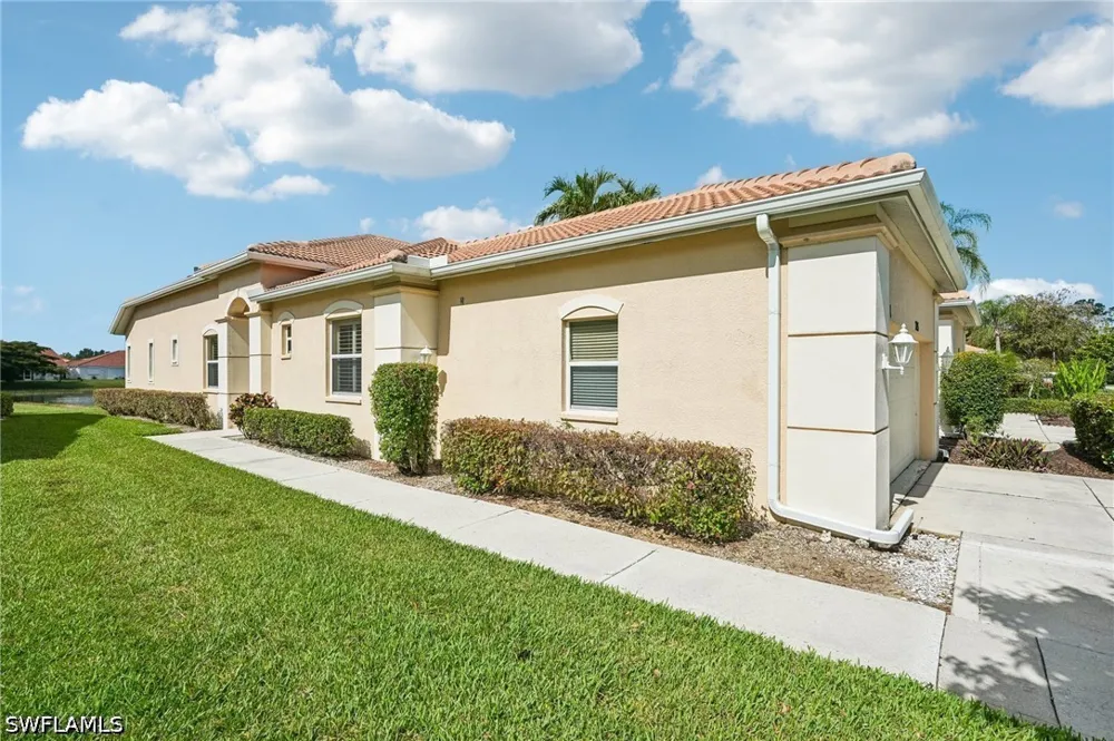 Sanctuary Circle #117-1 Naples, FL 34104