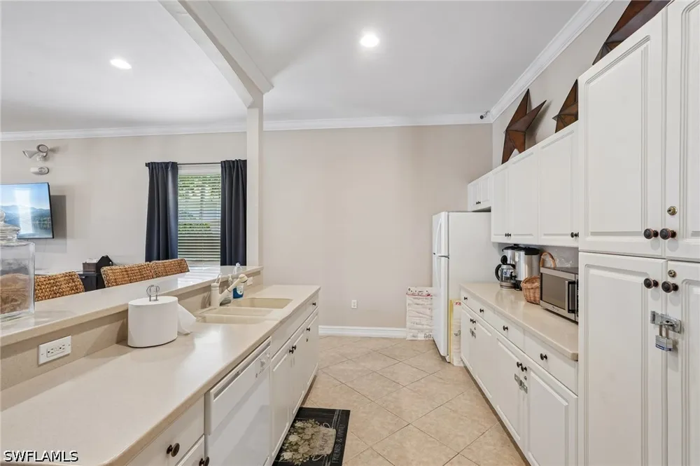 Sanctuary Circle #117-1 Naples, FL 34104