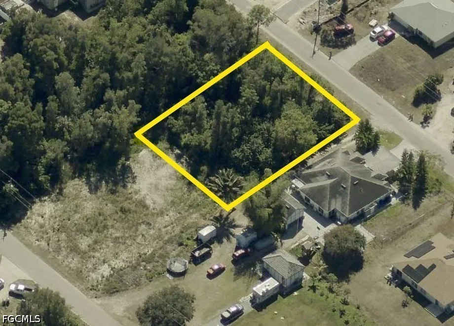 26th Street SW Lehigh Acres, FL 33973