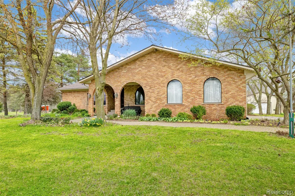 4425 Bethuy Road Casco Township, MI 48064
