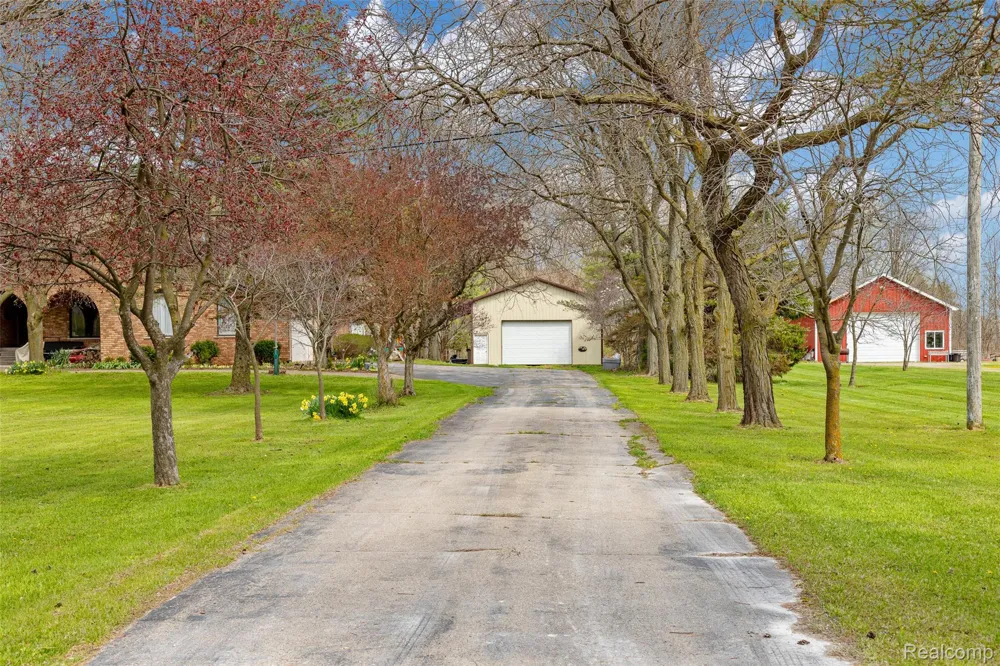 4425 Bethuy Road Casco Township, MI 48064